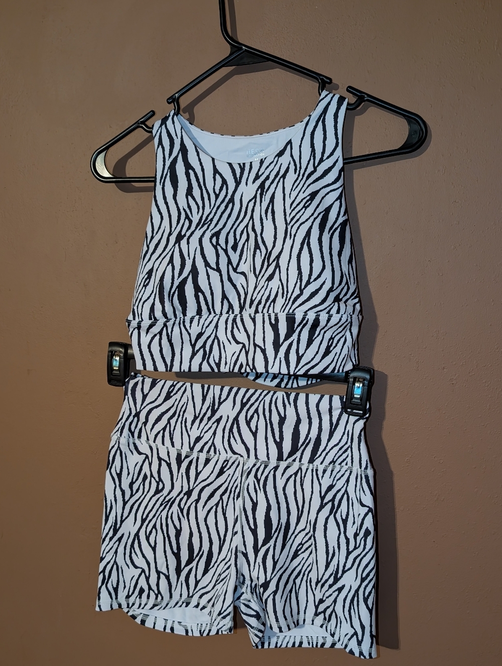 Hera Collection Zebra-Print Racerback Bra And Matching Shorts- White/Black Zebra